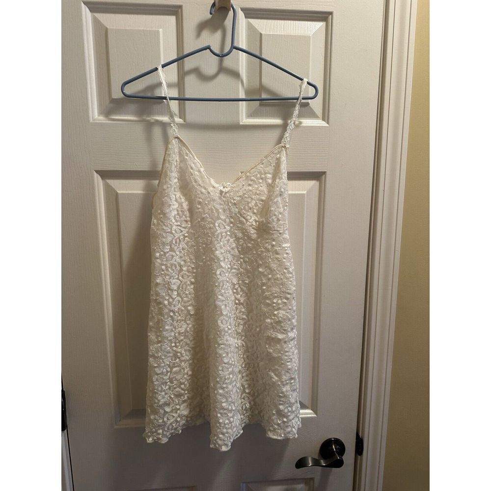 Vintage Made In USA Victoria's Secret L White Shortie Babydoll Nightie Nylon